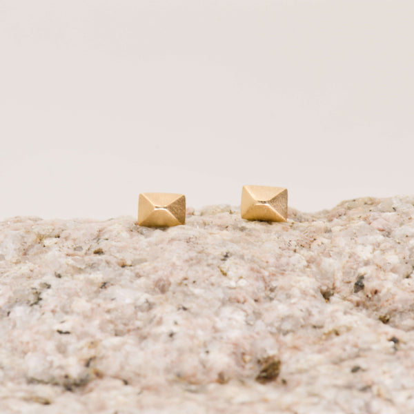 Òr Stud Earrings