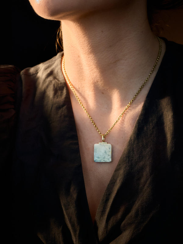 Skye Marble pendant 9ct Gold