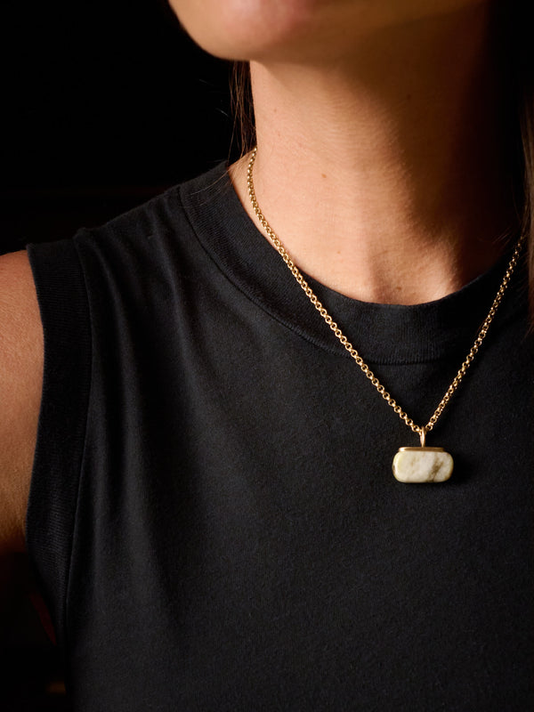 Skye Marble Pendant 9ct Gold