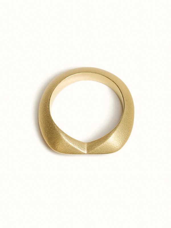Eilean Ring 9ct Gold - Tarska Jewellery